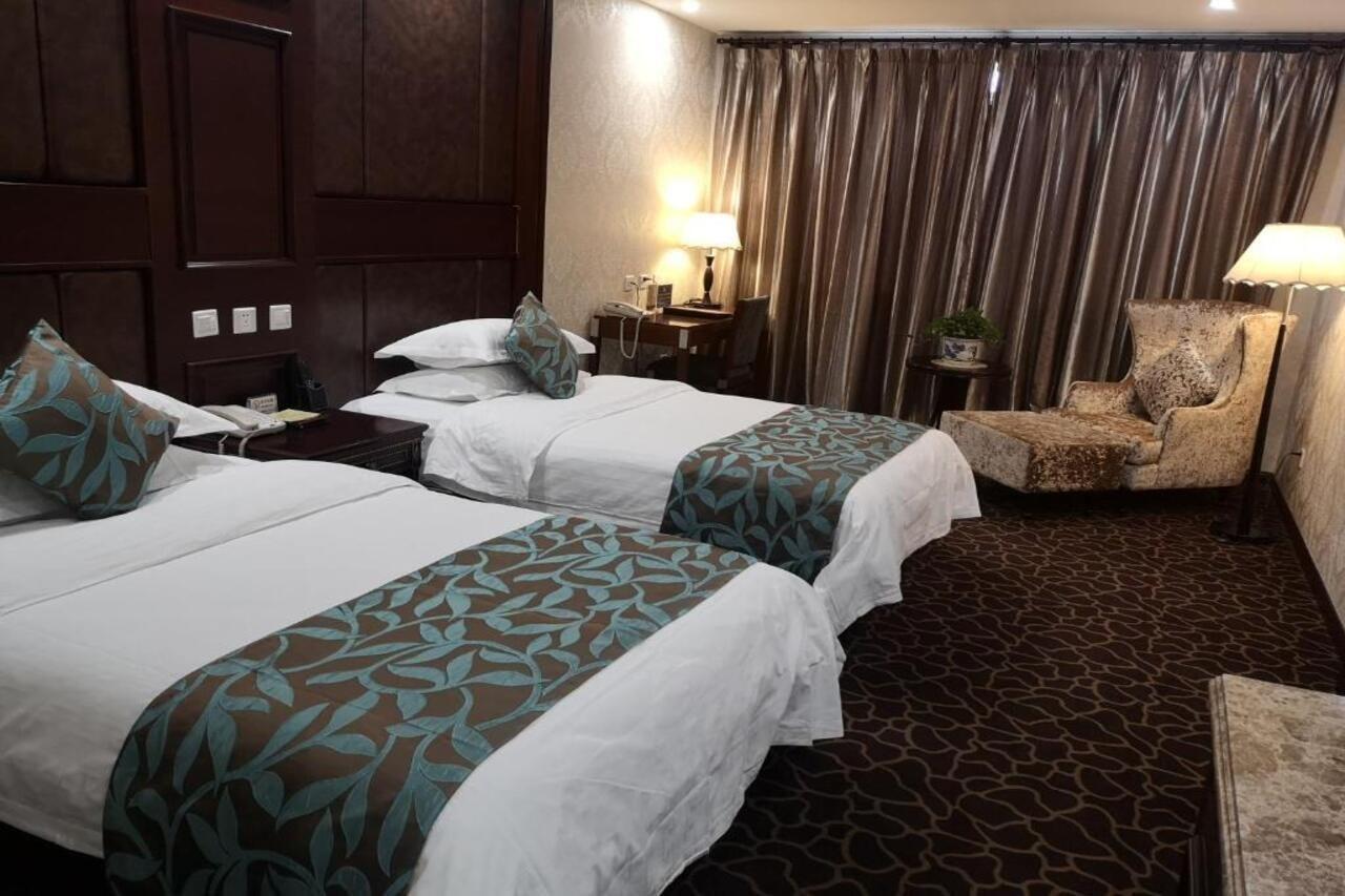 Beijing Commercial Business Hotel Bagian luar foto
