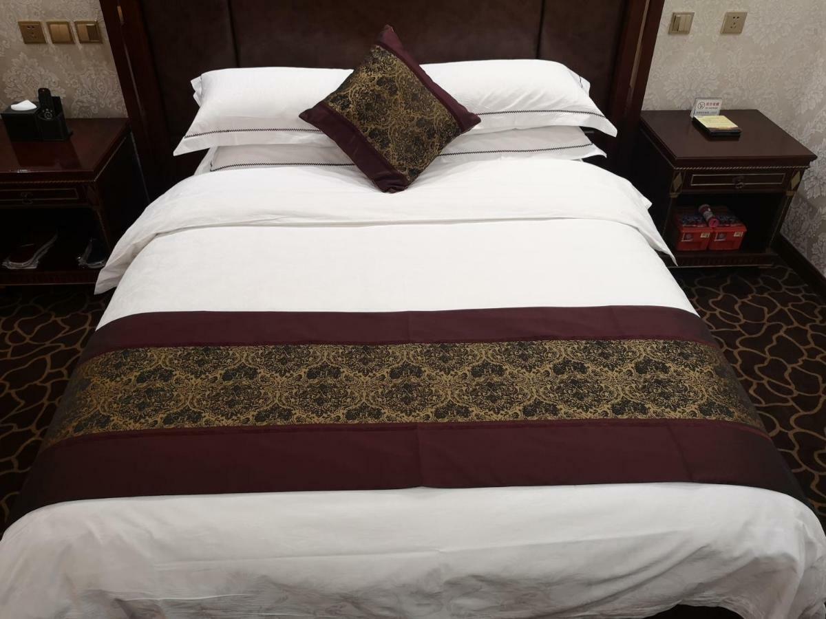 Beijing Commercial Business Hotel Bagian luar foto